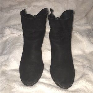 Lucky 🍀 Brand black ankle booties